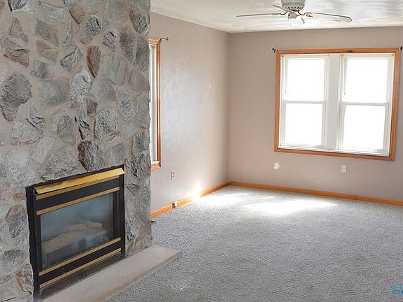 2nd image of 3610 Goodrich Ave