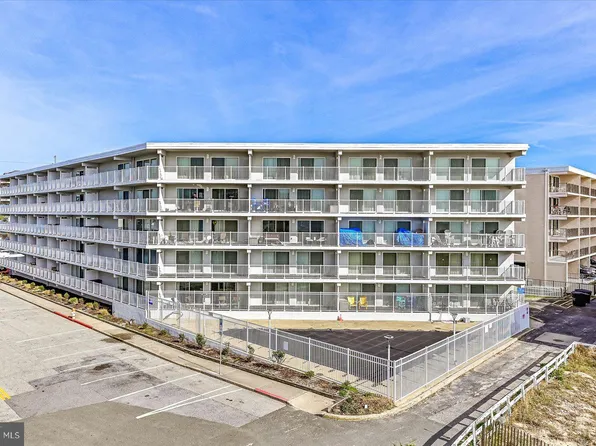 2 80th St Unit 303, Ocean City, MD 21842