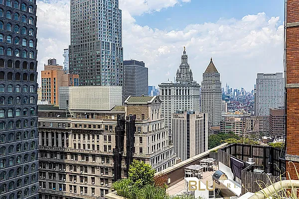 Rented by BLU Real Estate | media 21