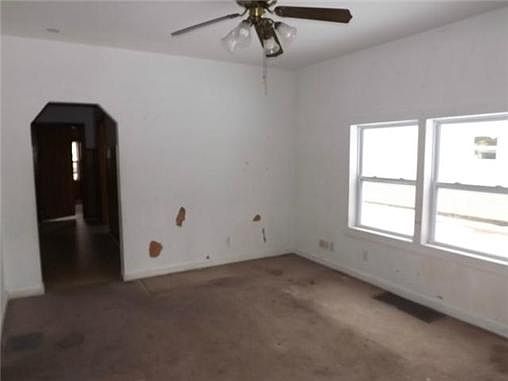 4th image of 1305 S 36th St