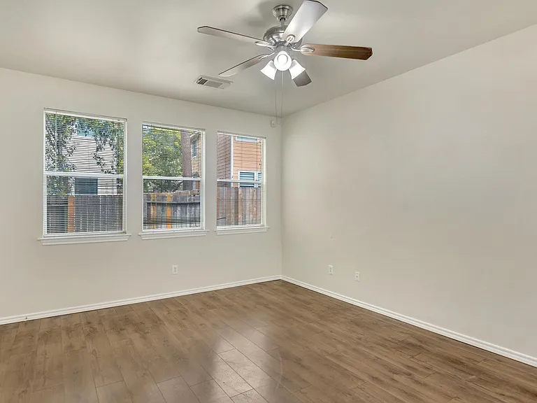 39 S Camellia Grove Cir — Photo 13