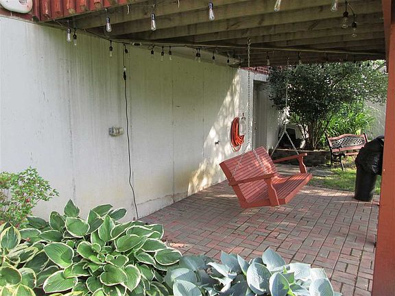 5th image of 7253 Wind Brook Dr