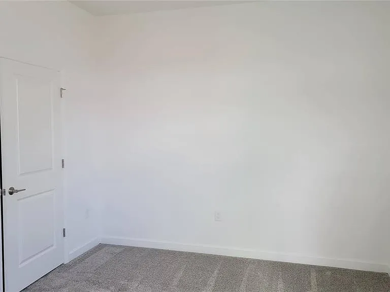 3064 Ella Way St — Photo 36