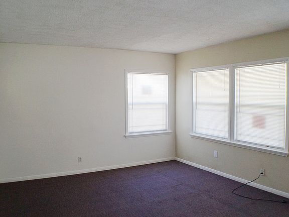 3rd image of 14629 Dartmoor Ave