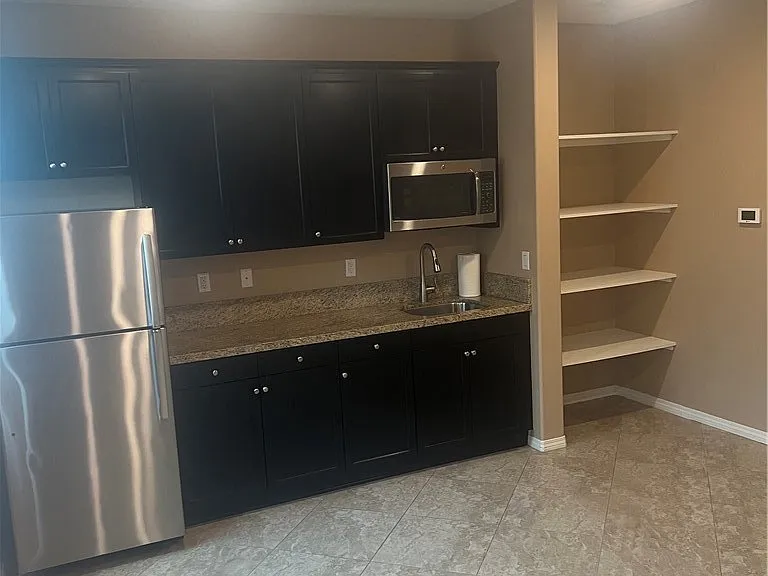 24726 Satinwood Ln — Photo 3