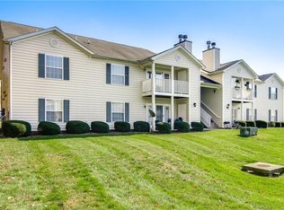 802 Moultrie Ct UNIT G, Greensboro, NC 27409