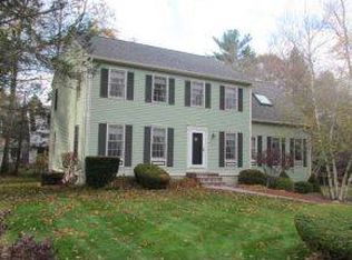 19 Saint Cyr Dr, Hampton, NH 03842