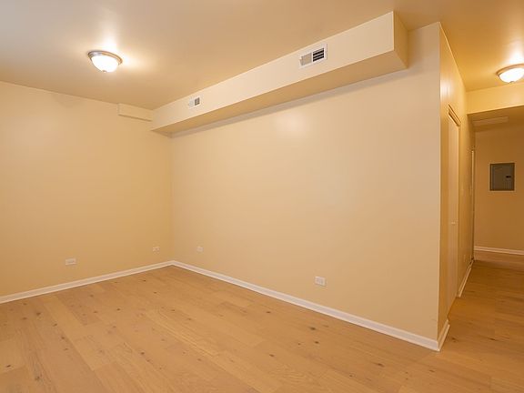 5th image of 7752 S Racine Ave APT 3C