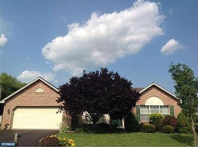 2nd image of 53 Brookfield Dr