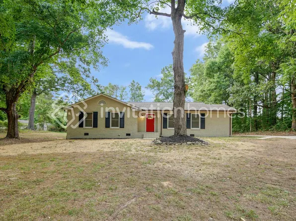 3916 Amsbury Rd, Concord, NC 28025