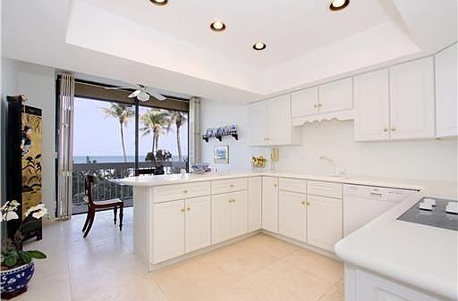 5th image of 330 S Ocean Blvd APT 2D