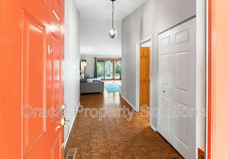 5360 Red Lake Ct — Photo 5