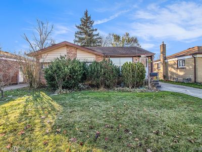 32151 Grandview Ave, Westland, MI, 48186