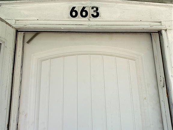 3rd image of 663 Marshall St