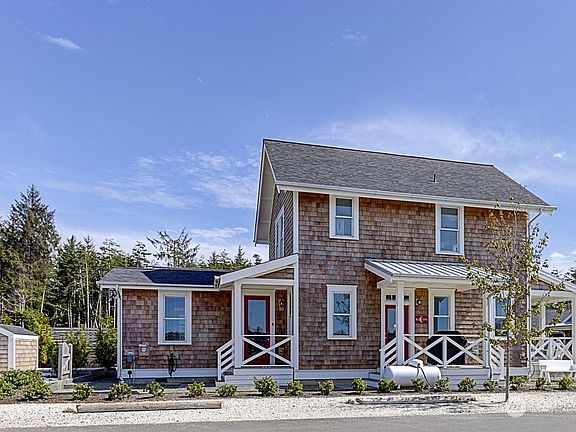 5th image of 10 Rosemary Lane