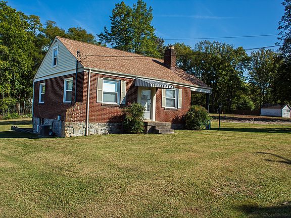 3rd image of 2518 Park Dr