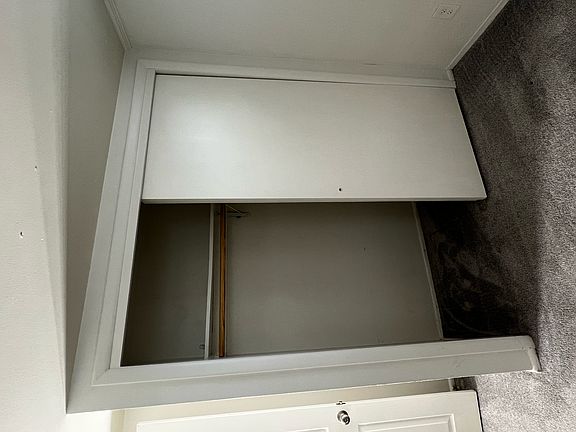 5th image of 205 N Freeman Ave