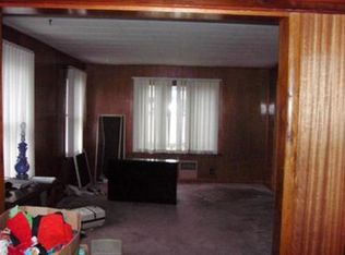 1673 W Madison St, Iron River, MI 49935