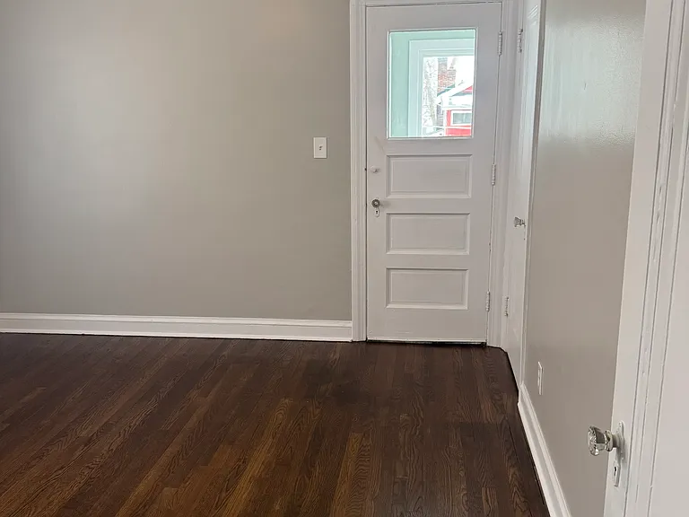 2258 Northland Ave #UP — Photo 12