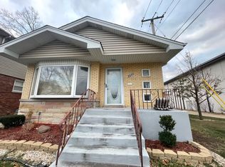2319 W 115th St, Chicago, IL 60643