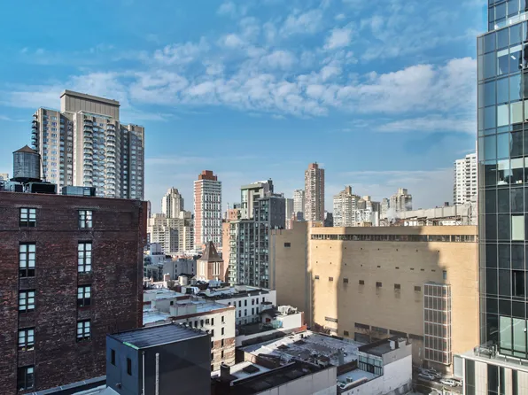 525 East 72nd Street image 10 of 21