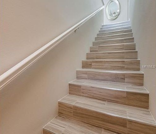 2nd image of 4807 Bayshore Blvd APT E2