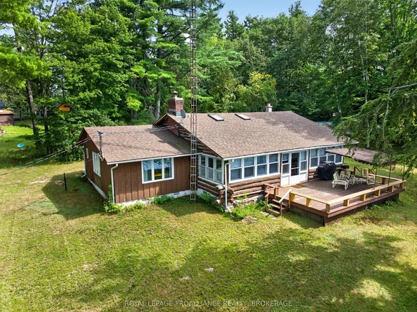 37 Barrel Point Rd, Rideau Lakes, ON K0G 1E0