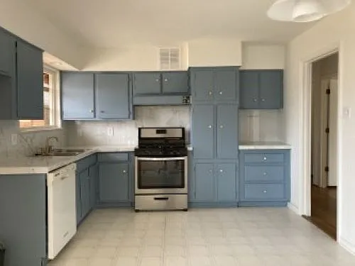 3 bed, 1194 sqft, $2,400 — Photo 4