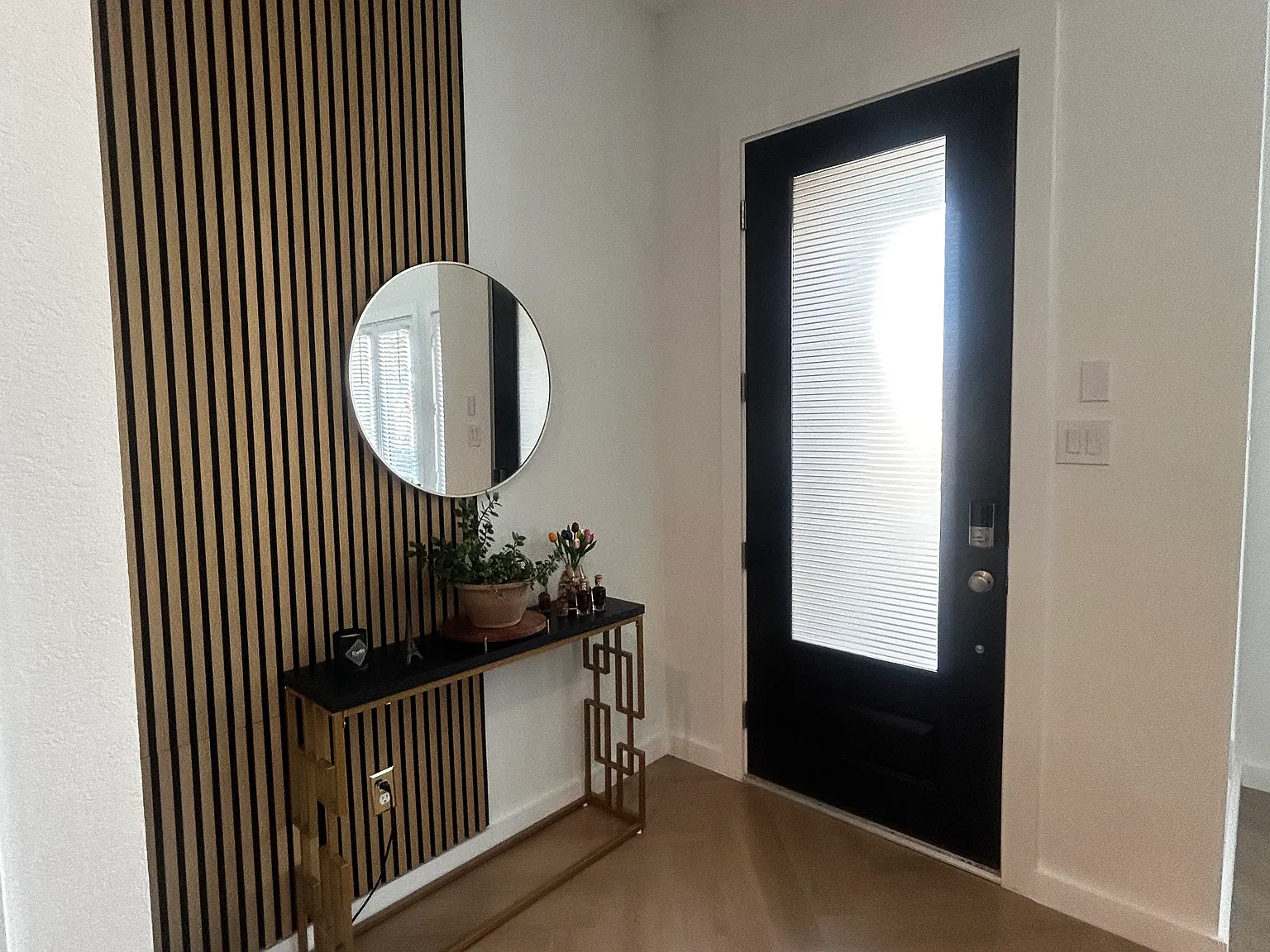 3 bed, 2.5 bath, 1843 sqft, $2,850 — Photo 3