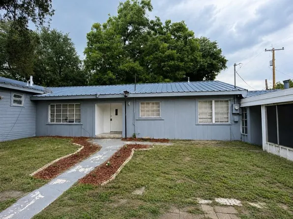103 W Beaumont, Thrall, TX 76578