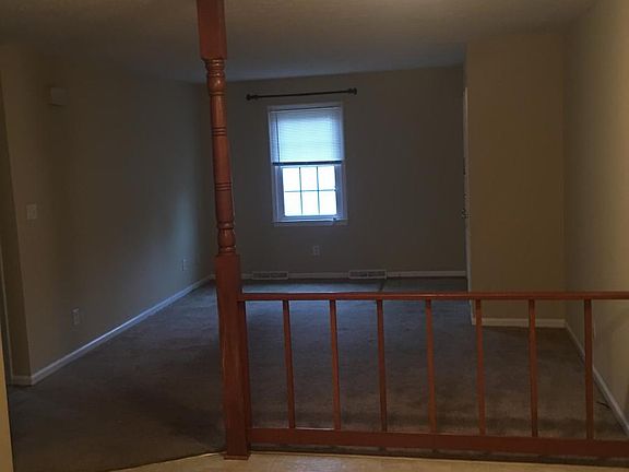 4th image of 205 Graves Dr #A