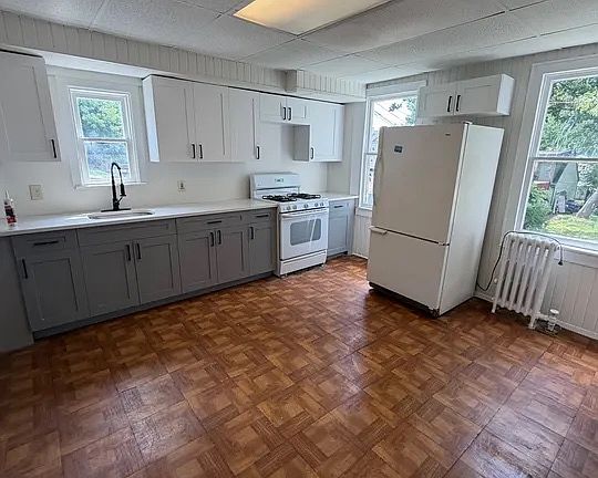 2nd image of 205-207 Watchung Ave #1