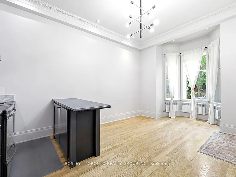 21 Lansdowne Ave #1 — Photo 10