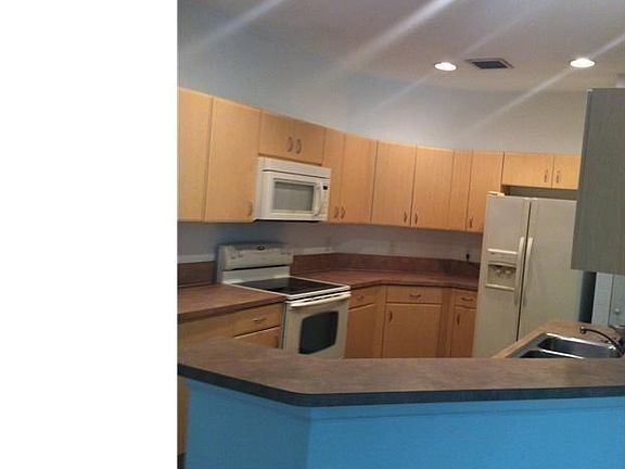 4th image of 1024 Bamboo Ln