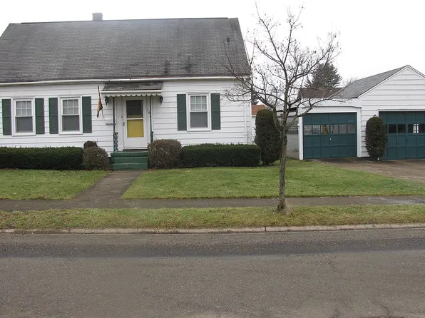 108 McPherson St, Warren, PA 16365