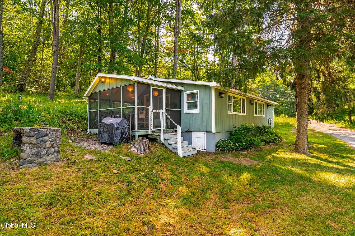 1st image of 22 Shore Way