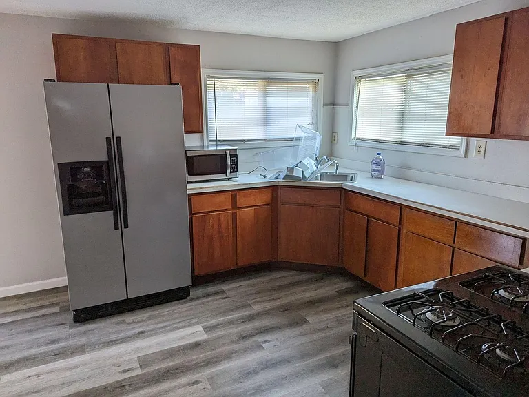 619 E Wheeler St — Photo 6