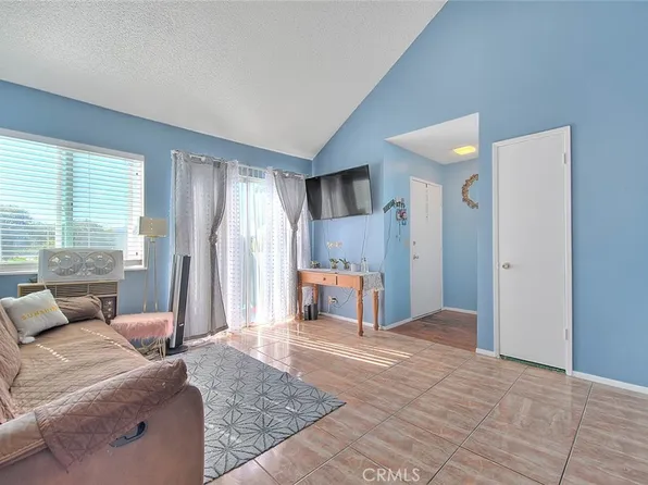 635 N Bristol St Unit 41, Santa Ana, CA 92703
