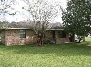558 Salem Rd, Picayune, MS 39466