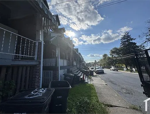 330 Walnut St — Photo 12