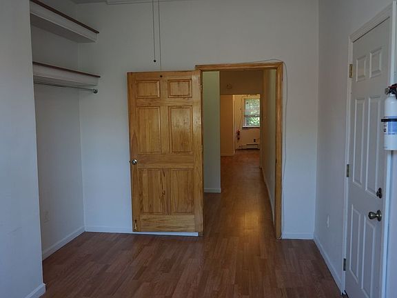 3rd image of 11-14 47th Ave #1L