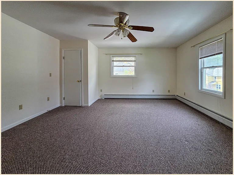 38 Clymer St #2 — Photo 27