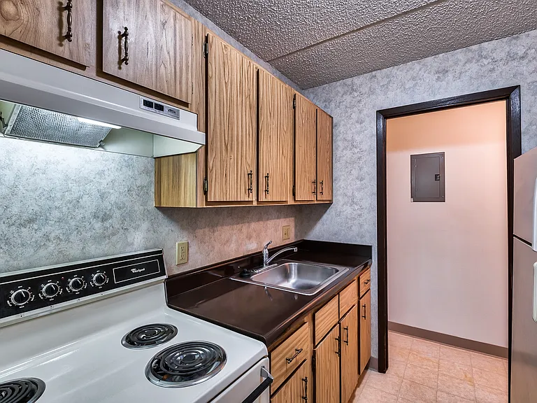 Hancock House Apartments — Photo 6
