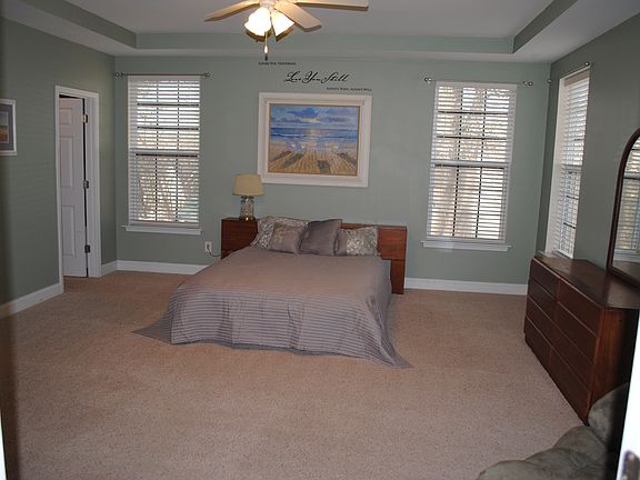 Master with 2 his/her walkin