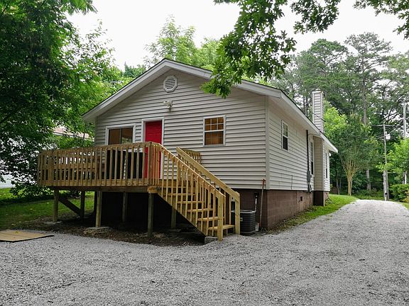 Ample Parking in Back and in Driveway