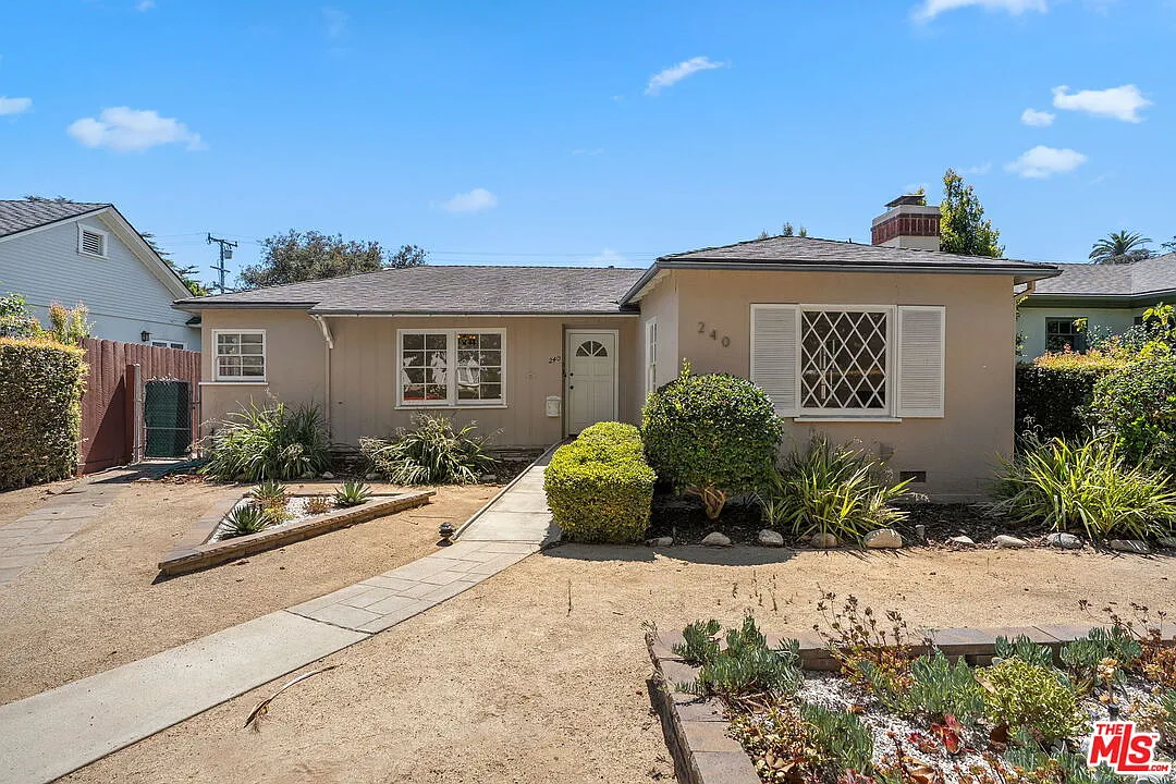 3 bed, 1.0 bath, 1312 sqft, $9,500 — Photo 3