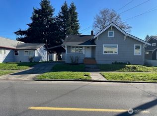 402 S 4th Ave, Kelso, WA