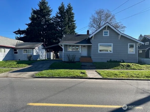 402 S 4th Ave, Kelso, WA 98626