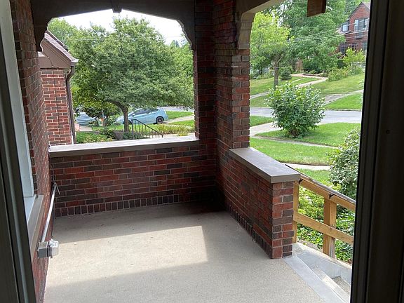 2nd image of 2944 Feltz Ave