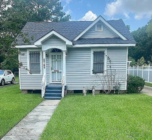 2749 Dayton St — Photo 1